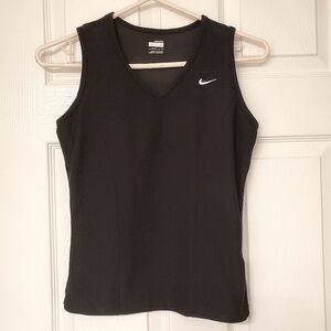 Nike Fit Dry Athletic Tank Top Racerback Lightweight Sleeveless Breathable Small